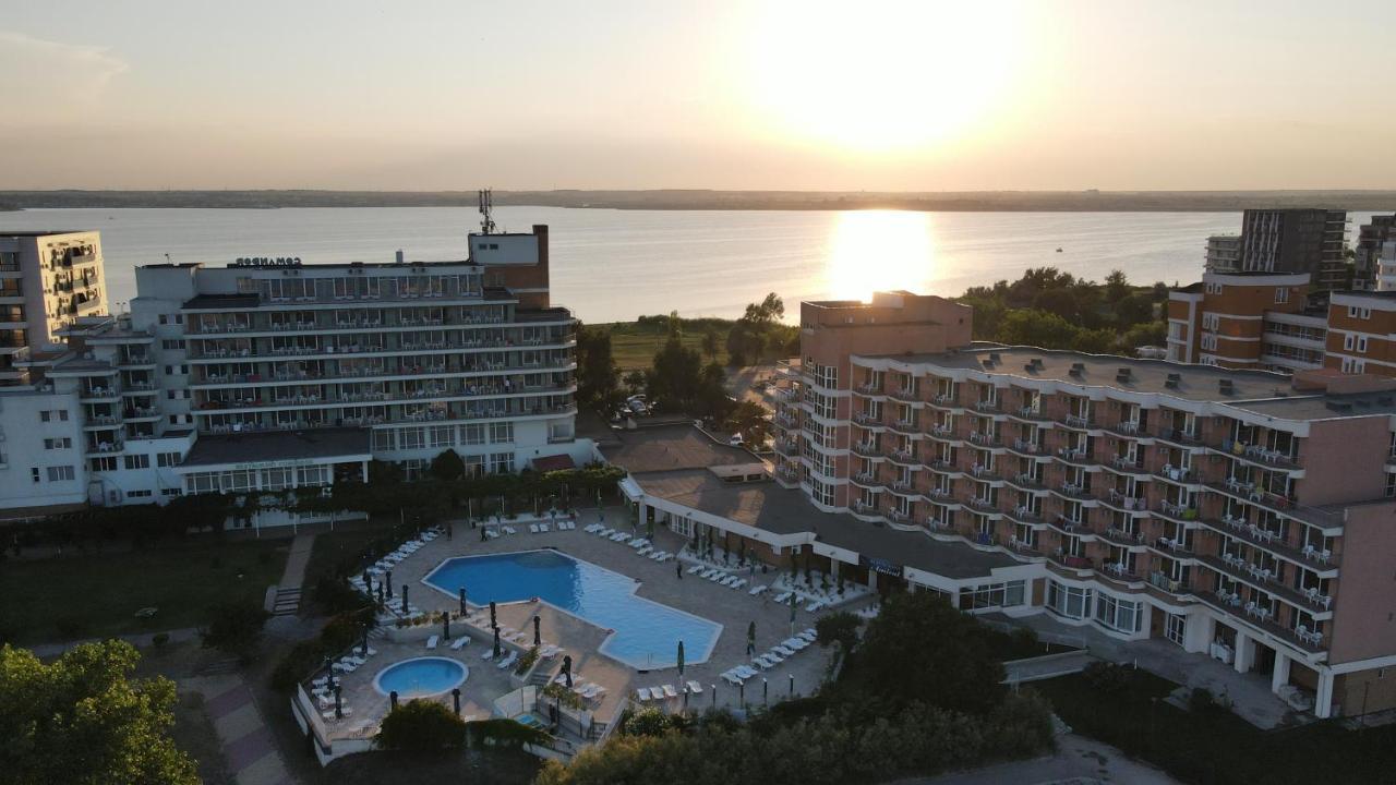 Hotel Amiral Mamaia Exterior foto