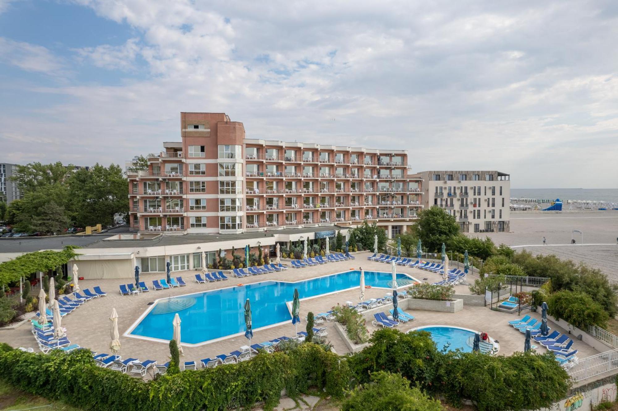 Hotel Amiral Mamaia Exterior foto